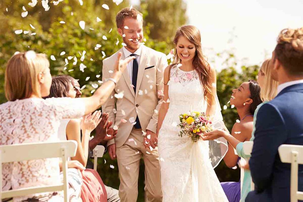 HustleGrind.com Are you looking for the best wedding DJ in Newport Beach DJ Hustle