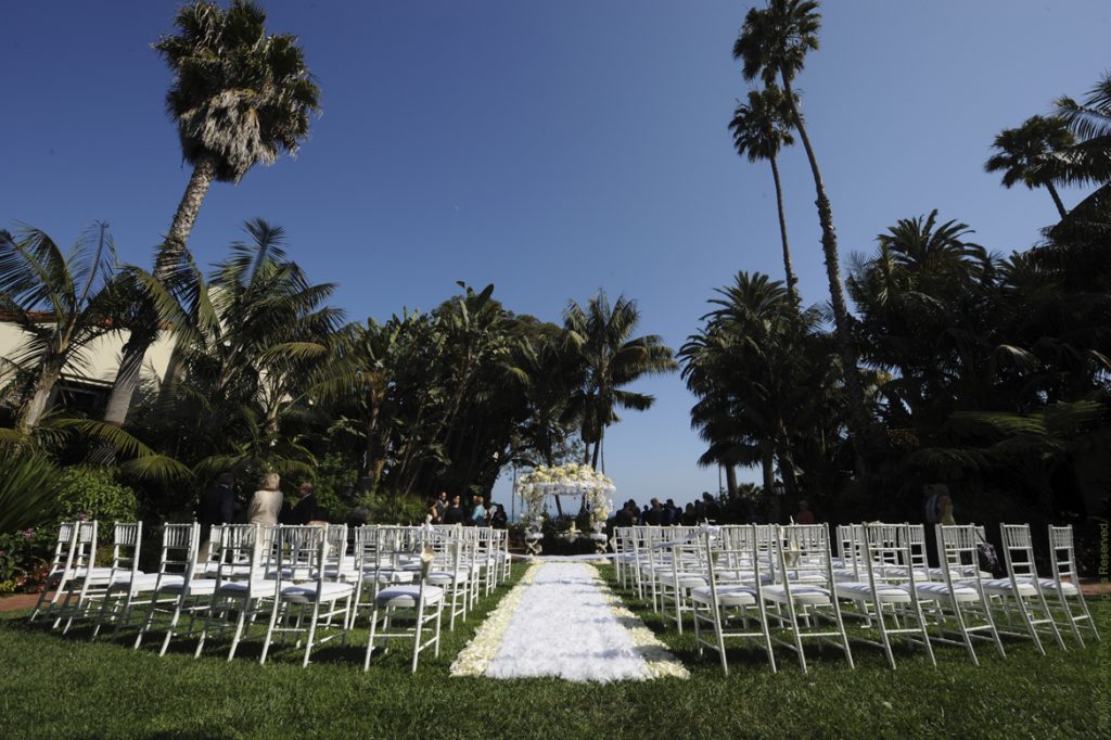 Ultimate Guide for Choosing The Best Wedding Djs In Santa Barbara