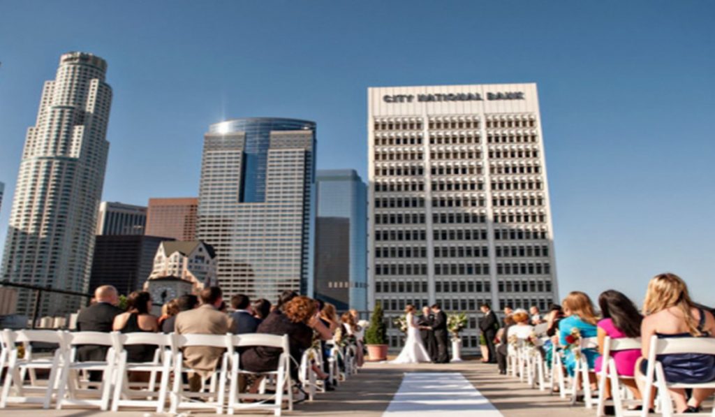 Wedding DJ Hosting A Daytime Wedding www.HustleGrind.com DJ Hustle