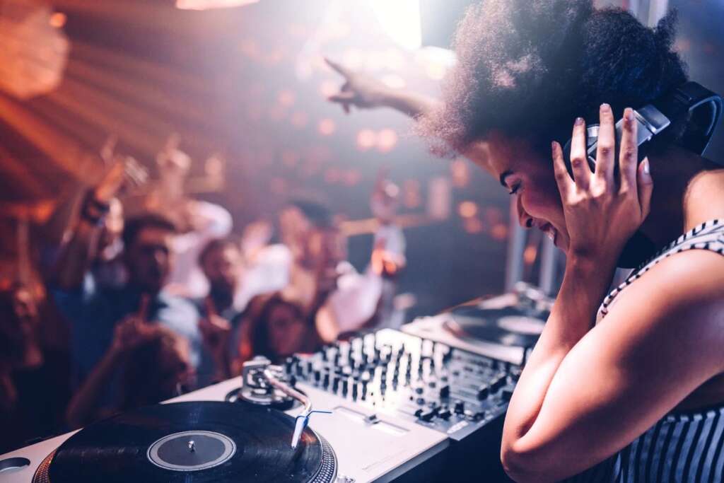 Newport DJ Entertainment Hustle Events Entertainment DJ Service DJ Hustle